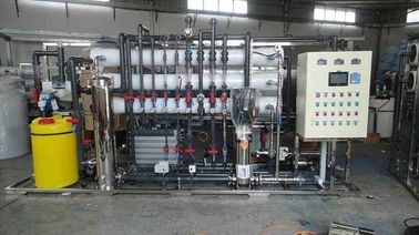 planta comercial del purificador del agua de 50HZ 60HZ, sistema de tratamiento de aguas ultra puro